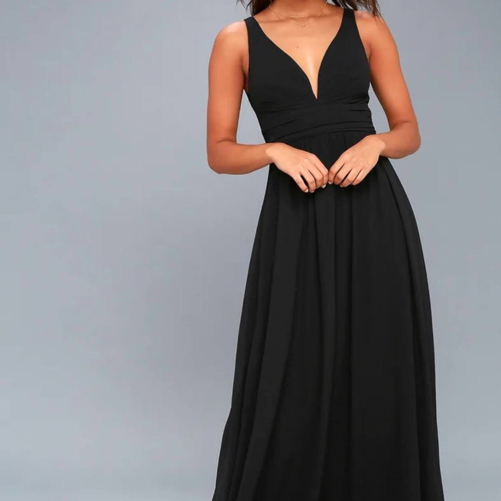 Leading Role Black Maxi Dress